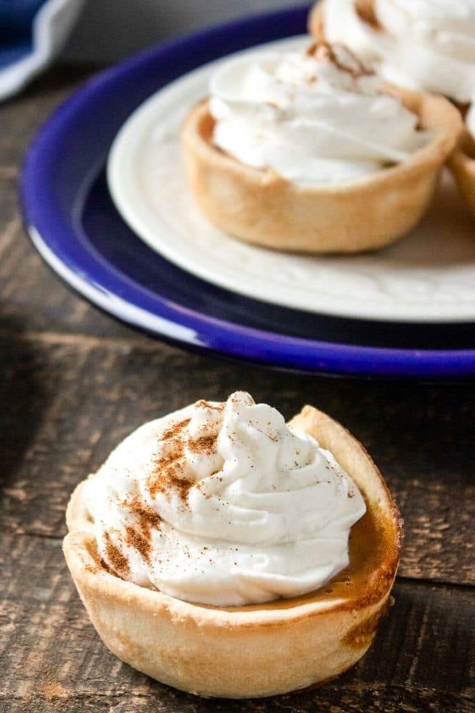 Mini Pumpkin Pies - a Bite Size Dessert - The Awesome Muse